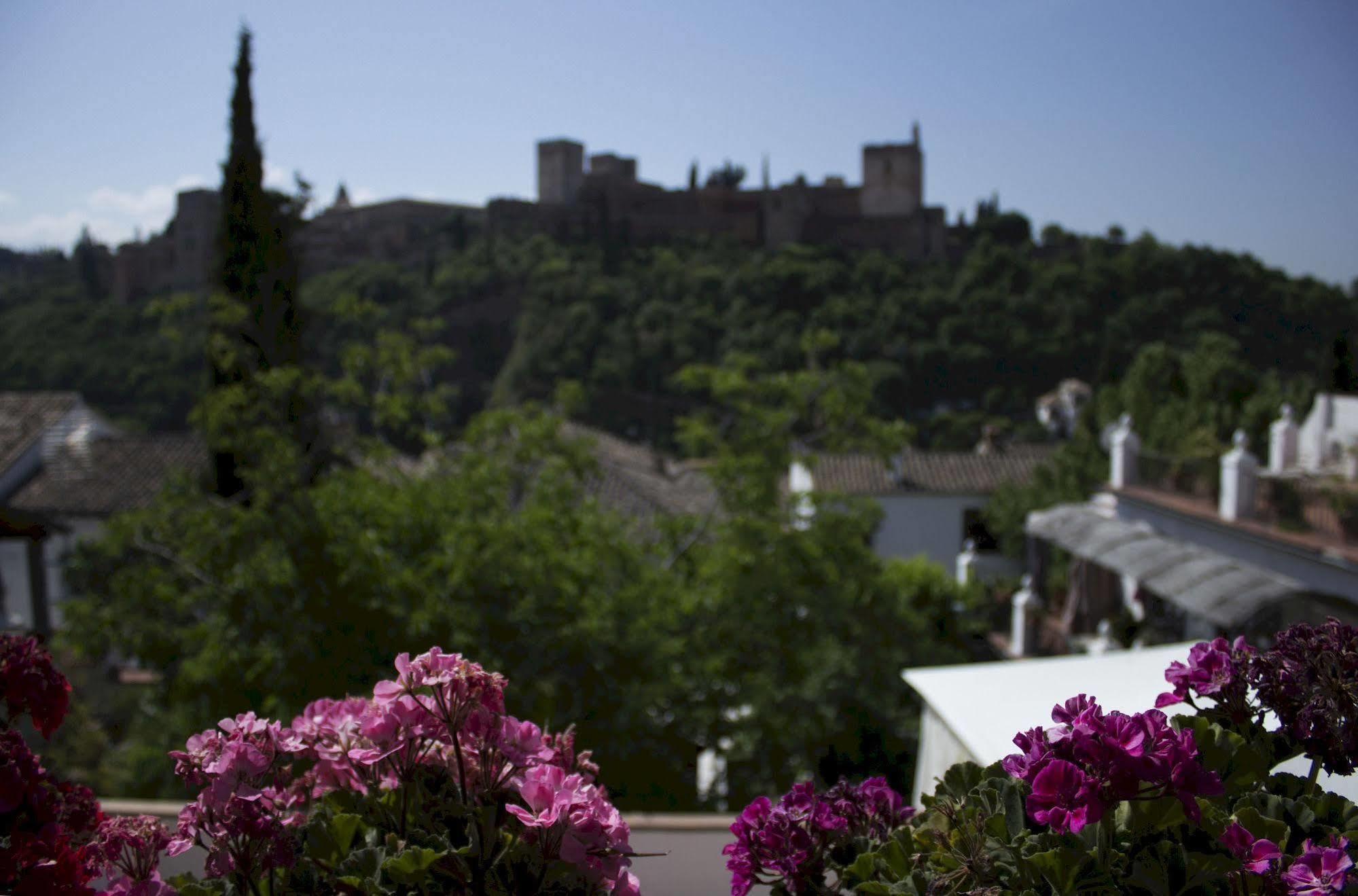Casa Bombo Bed & Breakfast Granada Luaran gambar